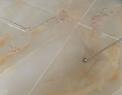 西乡瓷砖空鼓维修公司分享粘合剂选择不当在瓷砖铺贴过程中可能导致以下问题